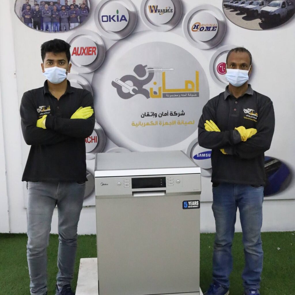 حتى لو كان جهازك خارج الضمان، لا داعي للقلق! نحن نقدم خدمات صيانة شاملة بأسعار منافسة، مما يضمن لك الراحة ويعيد الجهاز إلى العمل بكفاءة.